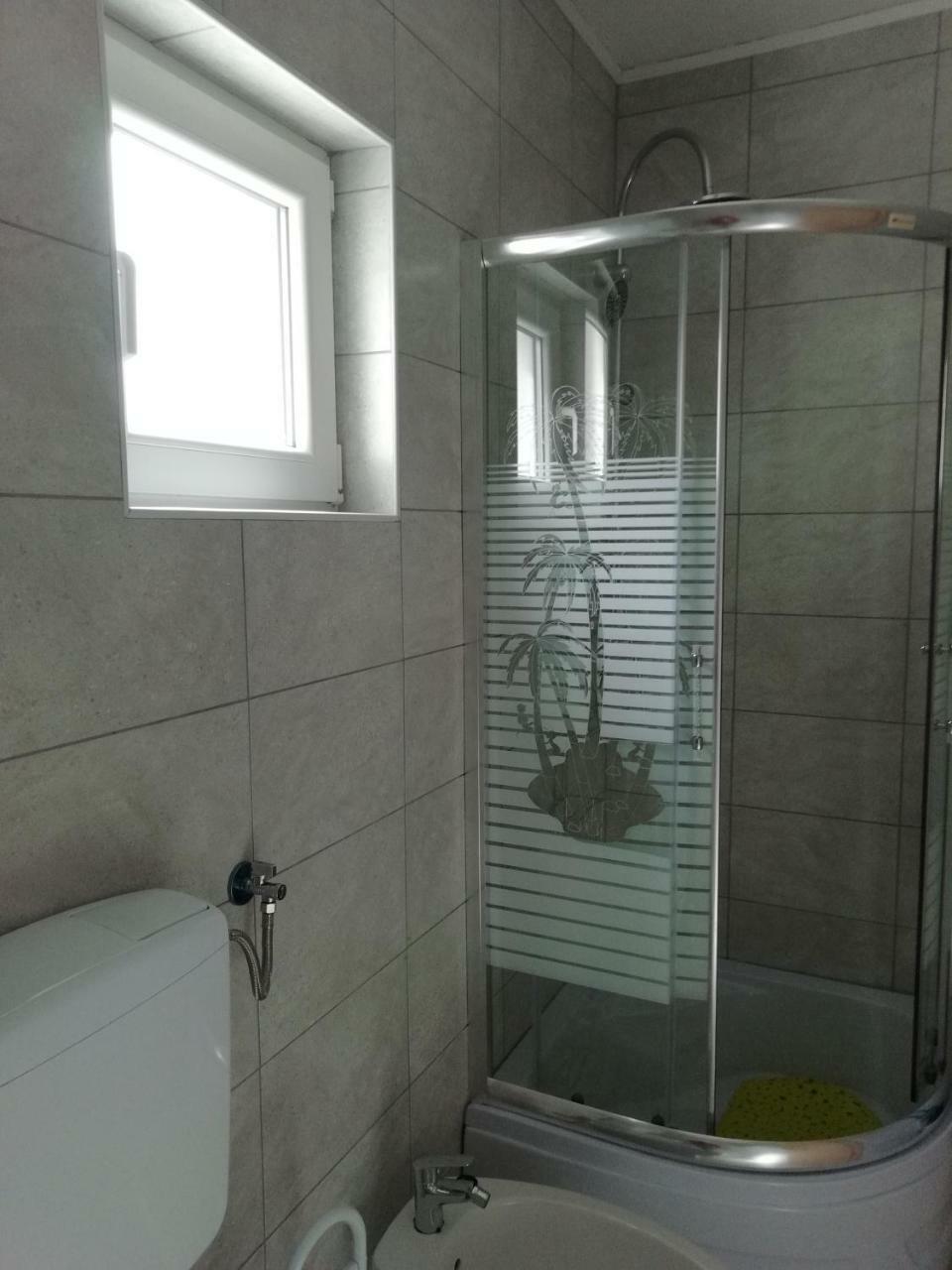Apartment Eri Примоштен Экстерьер фото